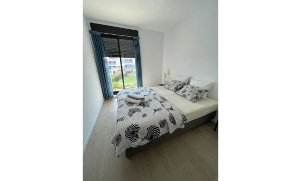 Reventa - Apartamento / piso -
Finestrat