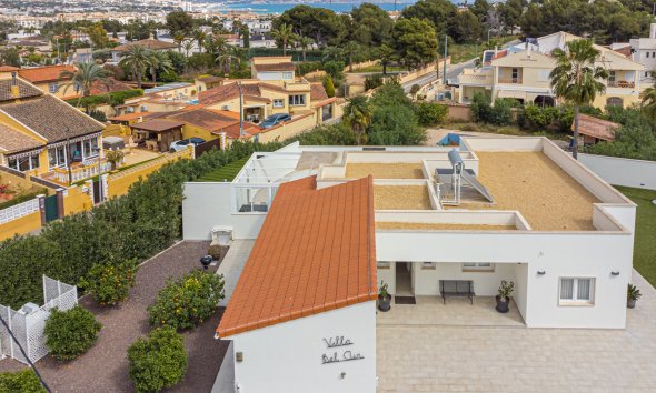 Revente -  Chalet / Villa -
Albir