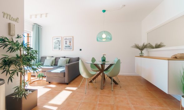 Alquiler corta estancia - Apartamento / piso -
Albir