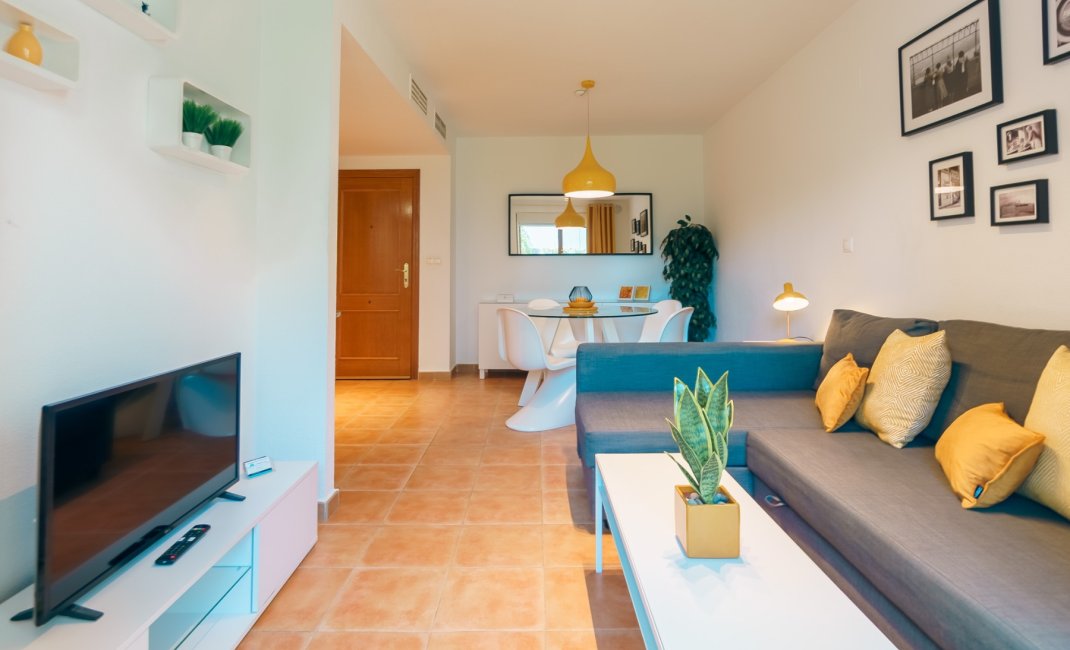 Verhuur Korte Termijn - Appartement / flat -
Albir