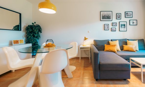 Verhuur Korte Termijn - Appartement / flat -
Albir