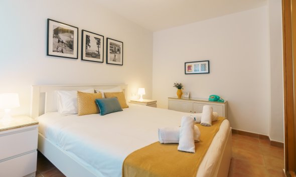 Verhuur Korte Termijn - Appartement / flat -
Albir