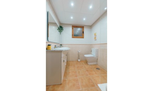 Verhuur Korte Termijn - Appartement / flat -
Albir