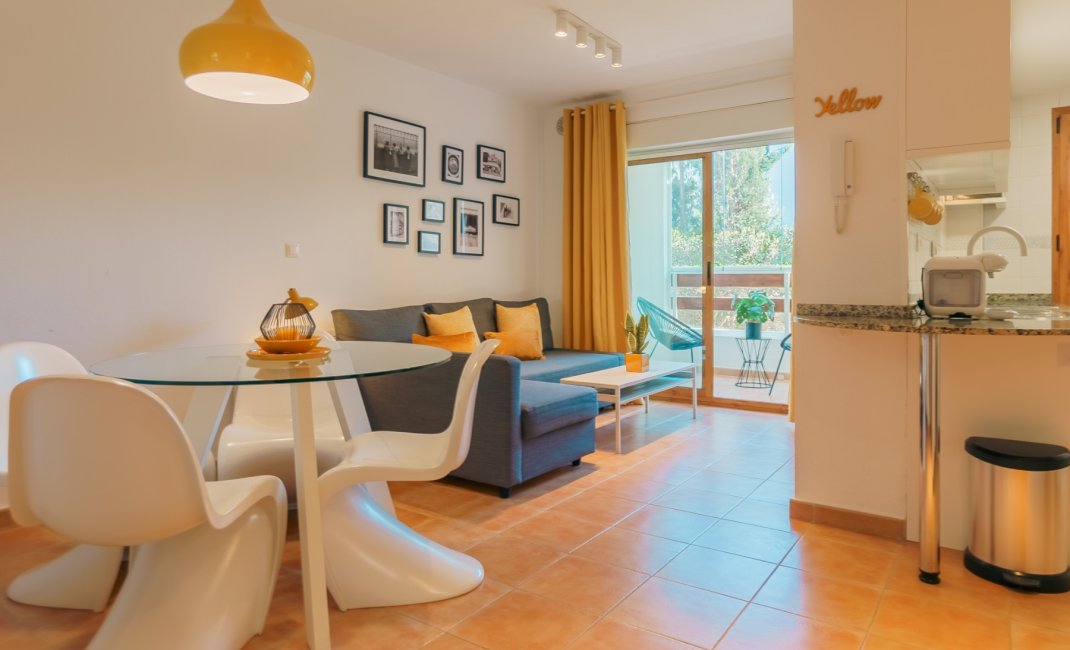 Verhuur Korte Termijn - Appartement / flat -
Albir
