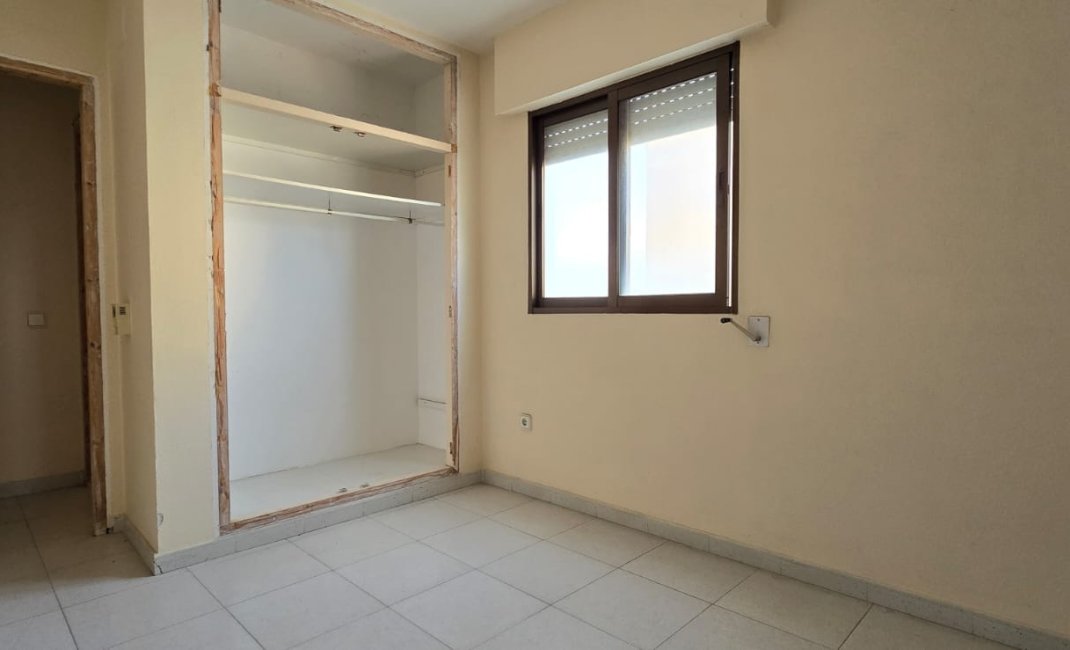 Resale - Apartment / flat -
Alfaz del Pi - Alfas del Pí