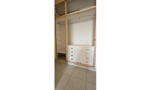 Resale - Apartment / flat -
Alfaz del Pi - Alfas del Pí