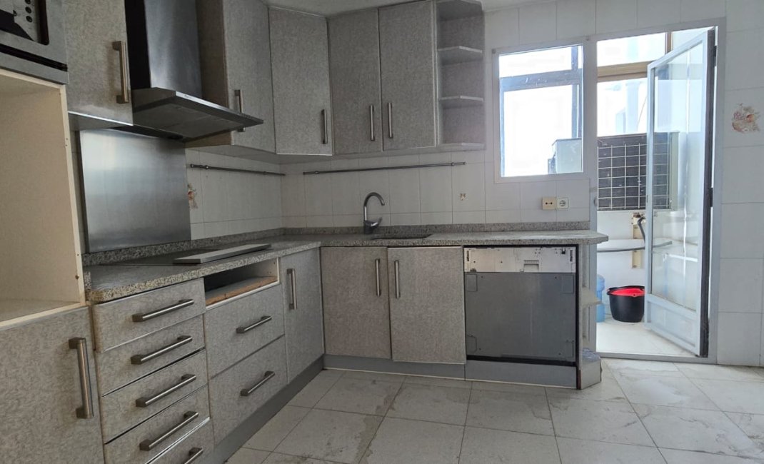 Resale - Apartment / flat -
Alfaz del Pi - Alfas del Pí