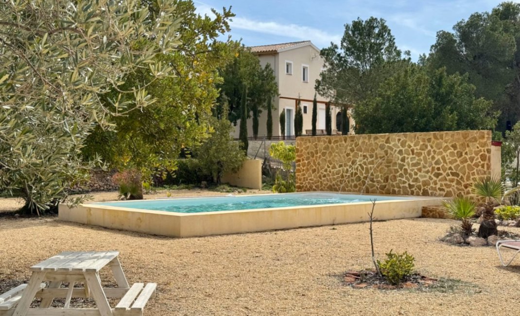 Reventa - Villa -
Finestrat - Finestrat pueblo