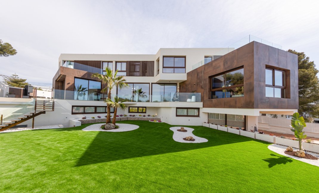 Obra nueva - Villa -
Benidorm - Zona de Poniente